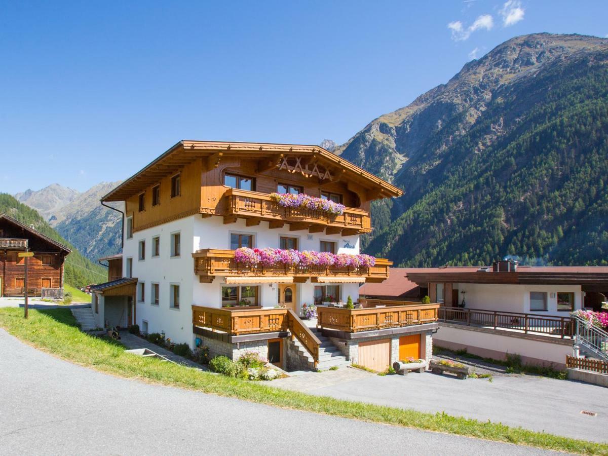 Haus Alois Bed & Breakfast Solden Bagian luar foto