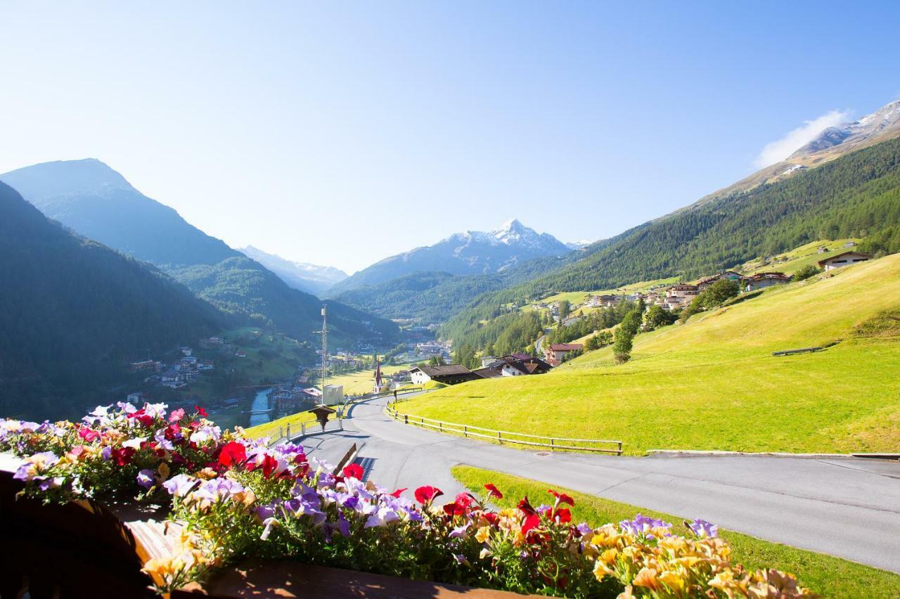 Haus Alois Bed & Breakfast Solden Bagian luar foto